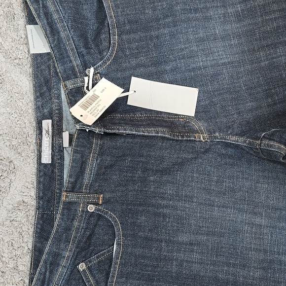 NWT! Chico's Embroidered Straight Leg Jeans!! - Picture 2 of 7